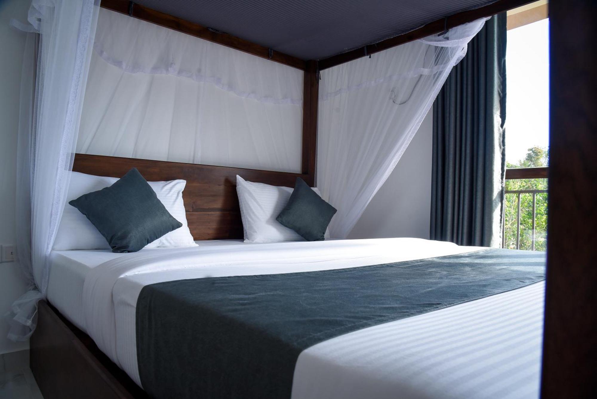 Ever Breeze Ella Hotel Zewnętrze zdjęcie