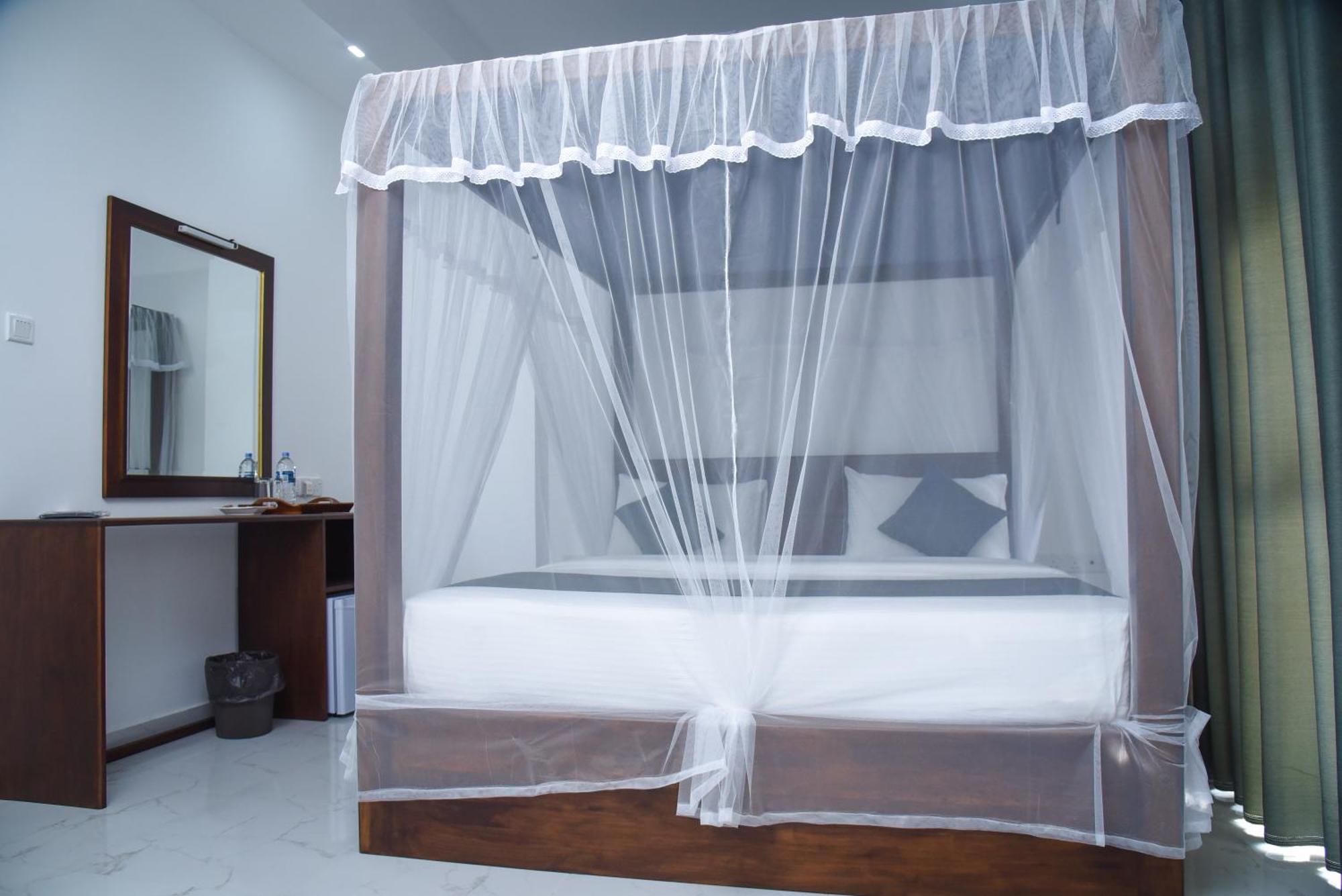 Ever Breeze Ella Hotel Zewnętrze zdjęcie