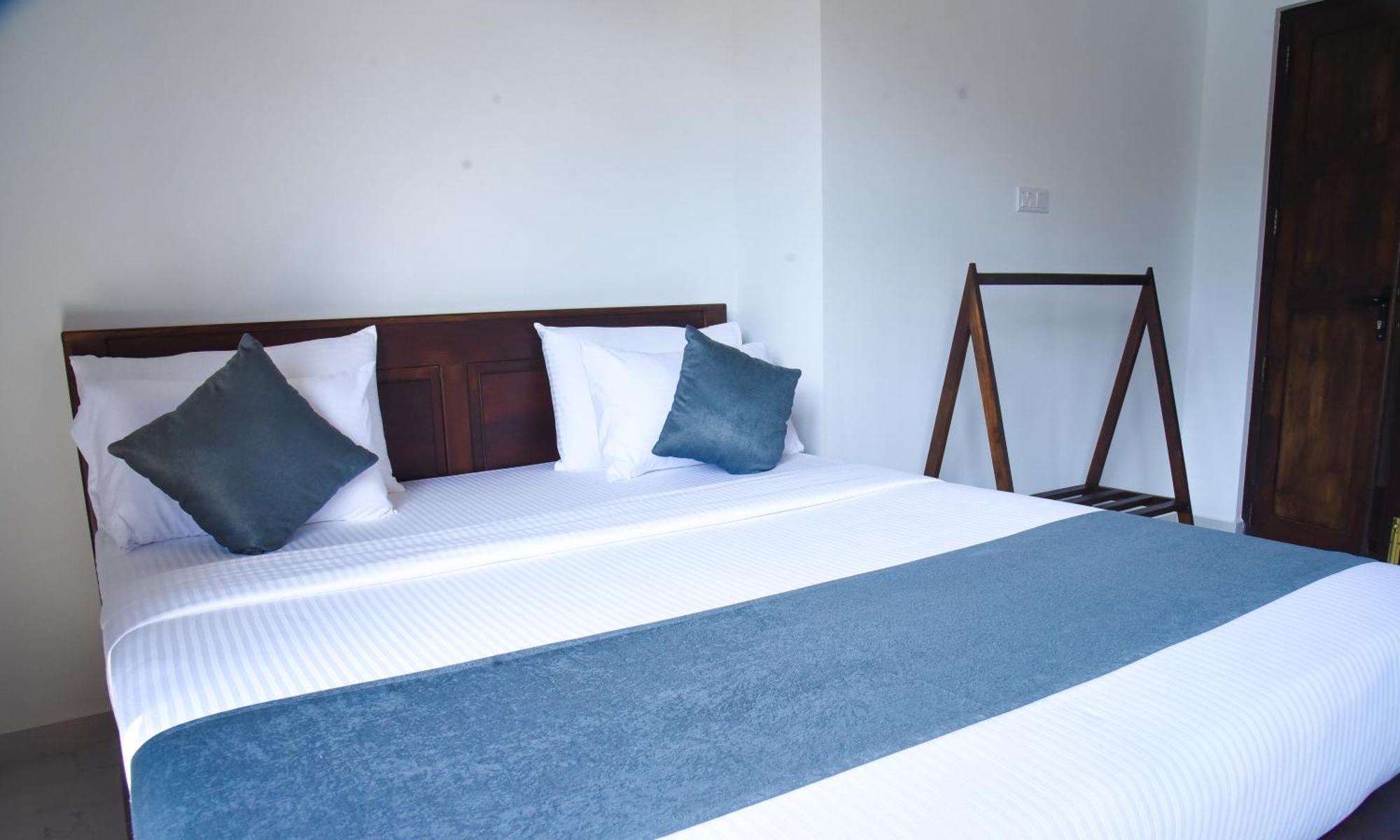 Ever Breeze Ella Hotel Zewnętrze zdjęcie